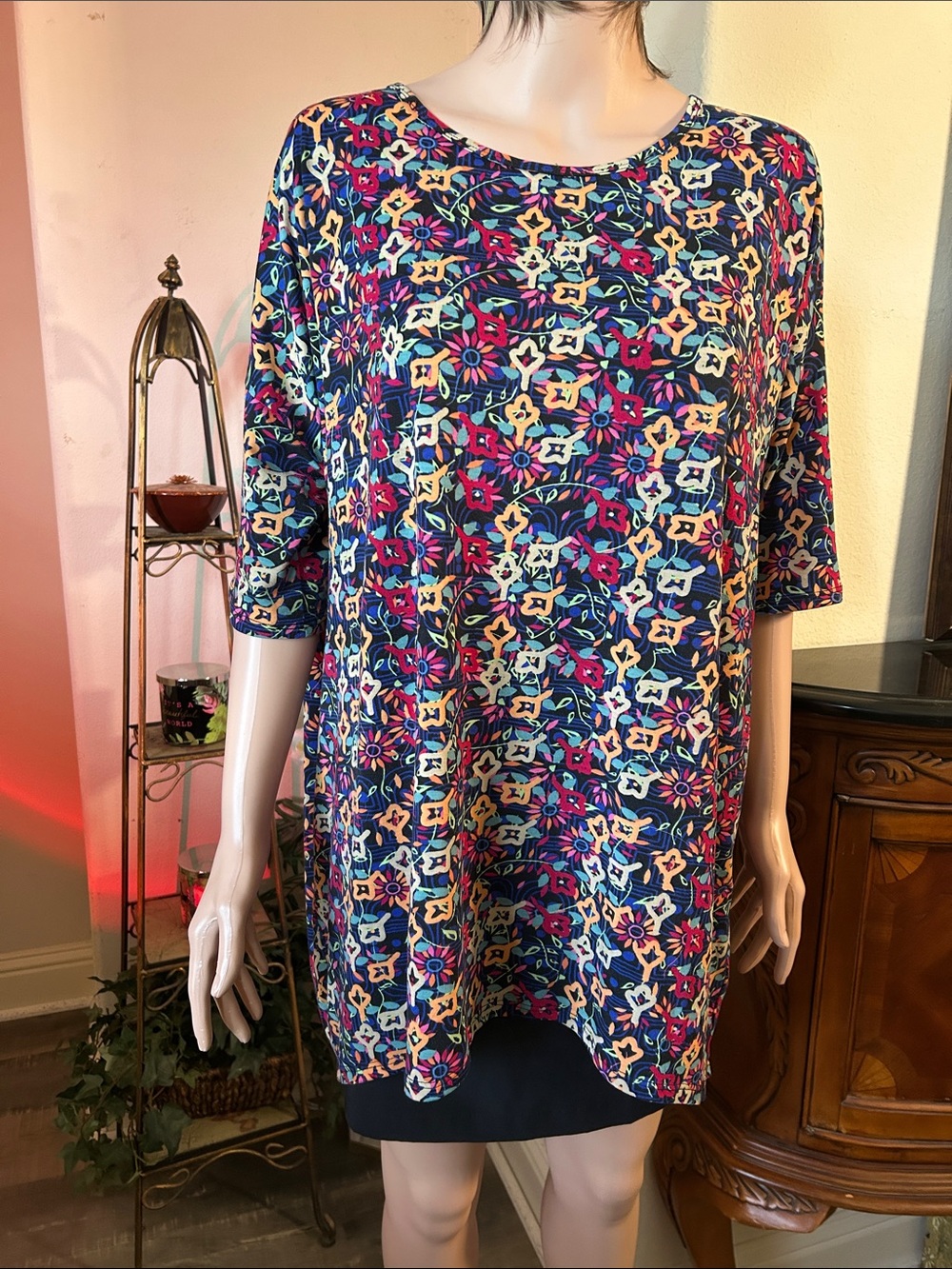 LuLaRoe Navy Multicolor Floral Tunic